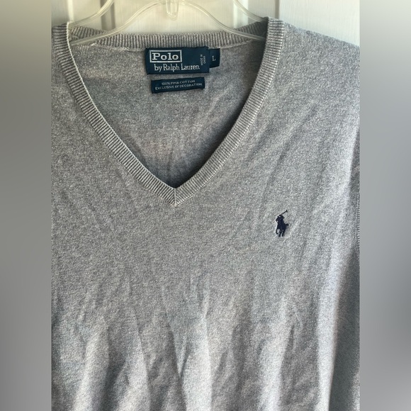 Polo Ralph Lauren Men’s Grey Classic Pima Cotton V-neck Sweater Vest Size Large - Picture 2 of 5